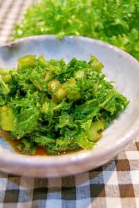 ちょっとしたコツでおいしく！わさび菜のしょうゆ漬け