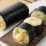 子供が喜ぶ!チーカマやみつき海苔巻き♡お弁当にも