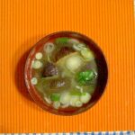 冷凍揚げナスの味噌汁♪