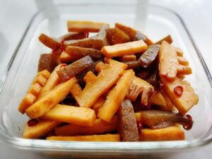 竹の子(ハチク)とコンニャクのピリ辛炒め★