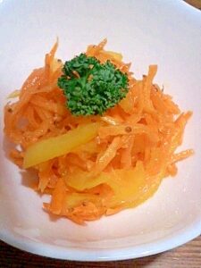 にんじんとパプリカのサラダ