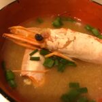 捨てないで!海老の頭で濃厚味噌汁