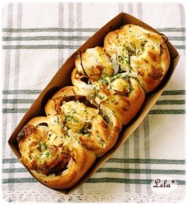 ベーコン・オニオンブレッド