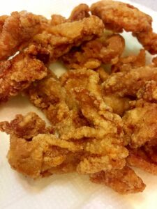 カリカリに揚げると美味しい＊豚肉の唐揚げ♪