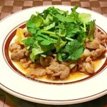 生パクチーと食べる 豚肉のエスニック炒め