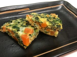 離乳食後期＊レンジで野菜入りオムレツ