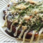 キャベツいっぱいのお好み焼き