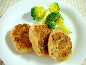 簡単美味しい☆鮭缶のハンバーグ☆