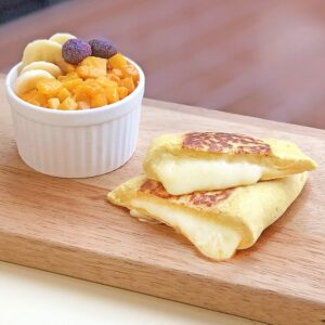 オオバコとおからパウダーで低糖質カレーチーズナン