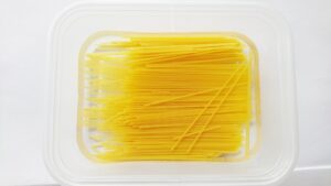 レンジでOK♪水からゆでる6分パスタ