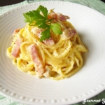 残ったクリームシチューde簡単 カルボナーラ