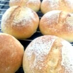 フランスパンで丸パン！ テーブルパン