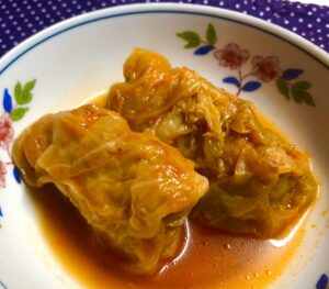 ケチャップとコンソメで簡単！ロールキャベツの作り方