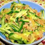 コリコリした歯ごたえ☆クラゲとキュウリの中華和え