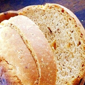 田舎風パン♪「オートミールと干しぶどうのパン♪」