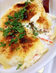 マカロニサラダと手作りソースで！簡単グラタン♪