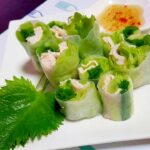 蒸し鶏とレタスの生春巻き