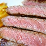 失敗しない牛ステーキの焼き方。慌てないでじっくりと