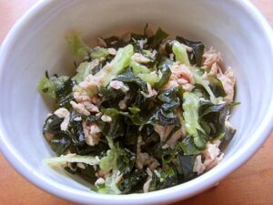 沖縄人から教わった❤ゴーヤのツナサラダ♪（わかめ）