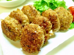 春キャベツの焼きメンチカツ♪