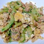 さばの味噌煮缶アレンジ！きゅうりと玉子の炒め物