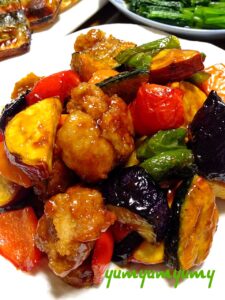 秋野菜の甘黒酢あんです☆あと引く優しい甘酢っぱさ♪