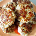 １歳児の離乳食＆幼児食♡ミニハンバーグ