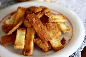 パン耳もきっちり再利用！パン耳かんりんとう