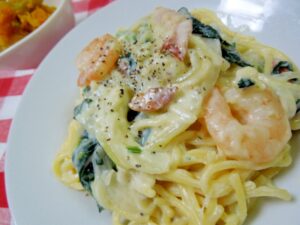 ベーコンとエビのクリームスパゲティ☆