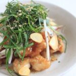 大葉と茗荷で♪大人の和風ガーリックチキン。