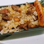 余ったサイコロステーキで簡単ガーリックチャーハン☆