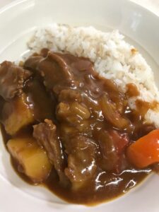 帝国ホテルのシェフに聞いた、牛すじカレー！