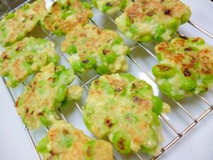 おやつに♪枝豆もち♪おつまみに♪枝豆もち