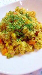 炊飯器で簡単♪カレーピラフ