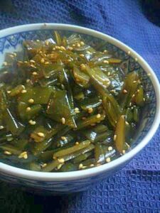 茎わかめ　の　きんぴら