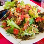 簡単おしゃれ！トマトとアボカドのグリーンサラダ