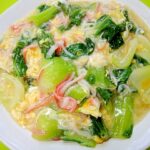 チンゲン菜とカニカマの玉子あん