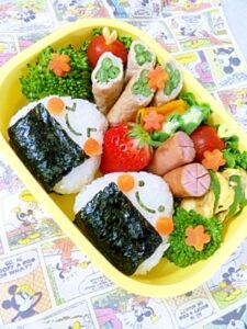 簡単キャラ弁☆ニコニコおにぎりのお弁当♪